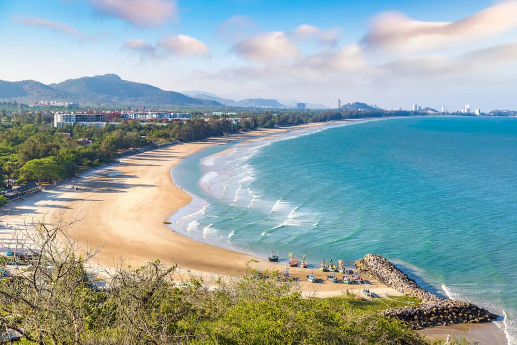 Rent a car from Don Mueang to visit Hua Hin